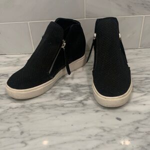 Steve Madden Black High-Top Sneakers